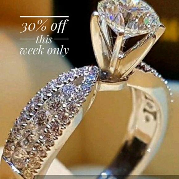 Jewelry - Last one Left.. New gorgeous ring size 10